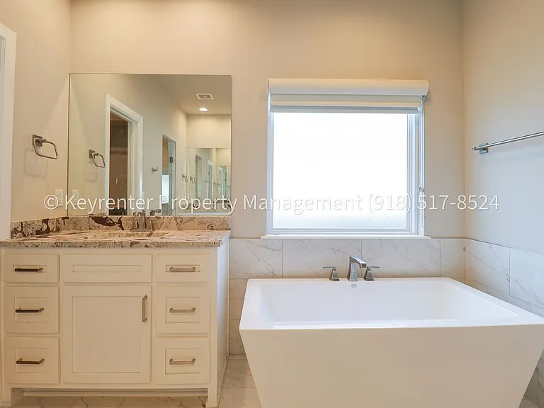 3809 W Union St — Photo 37
