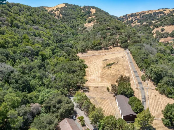 5433 Alhambra Valley Rd, Martinez, CA 94553