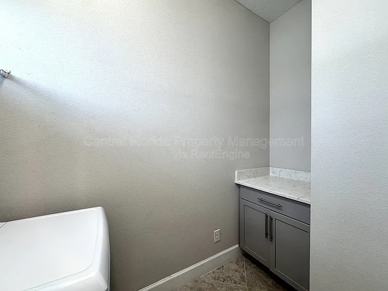 13808 Chauvin Ave — Photo 29