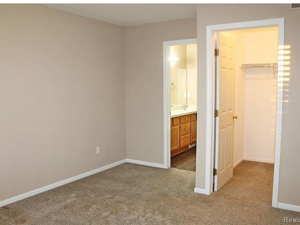1st image of 7137 Belle Meade Ct
