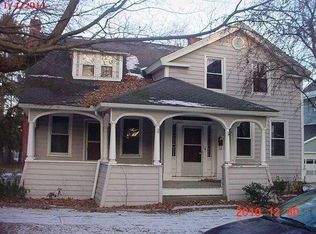 76 Walnut St, Canajoharie, NY 13317