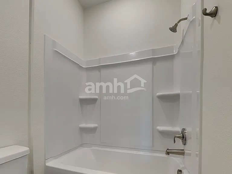 1768 Meadowgrove Ave — Photo 18