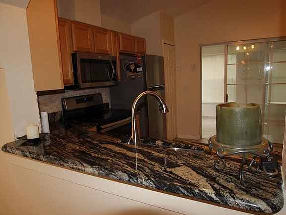 3rd image of 119 Holloway Ct