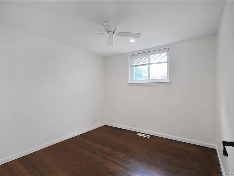 64 Elissa Ln #1 — Photo 8