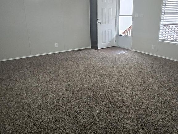 5th image of 1120 N Vista Dr #Na