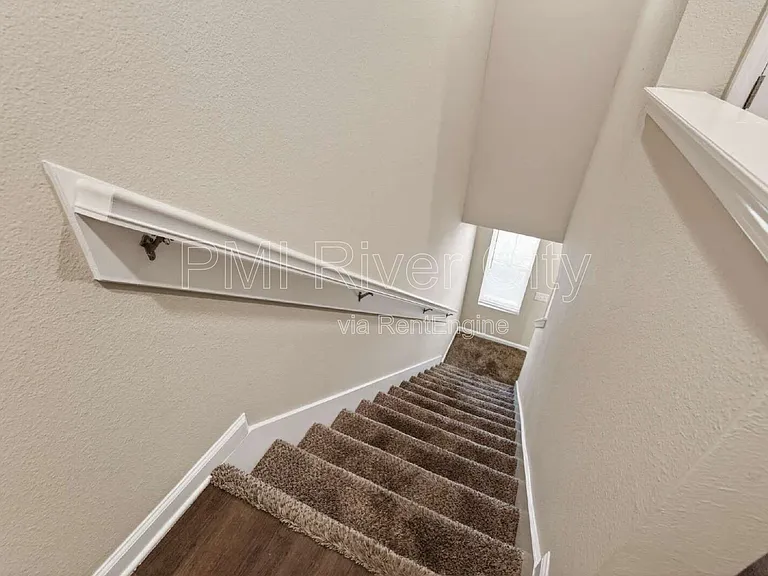 7608 Rain Forest Dr N — Photo 16