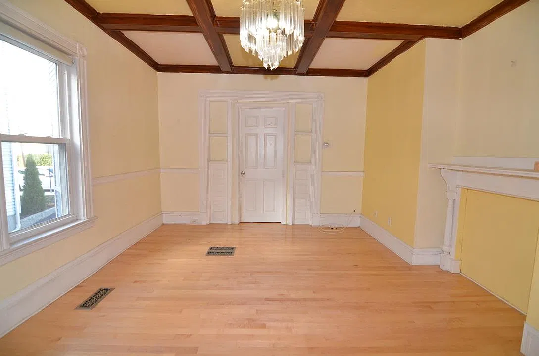 2 bed, 904 sqft, $2,000 — Photo 3