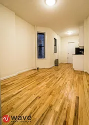 Rented by Wave Real Estate Group