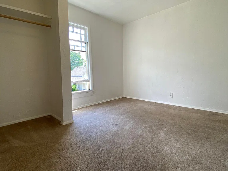 1247 Quarry Ave NW #2 — Photo 4