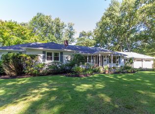 128 Lindy Ln, Lincroft, NJ 07738