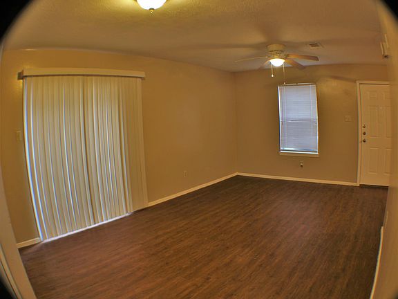 4th image of 2717 Sprucewood St Unit B