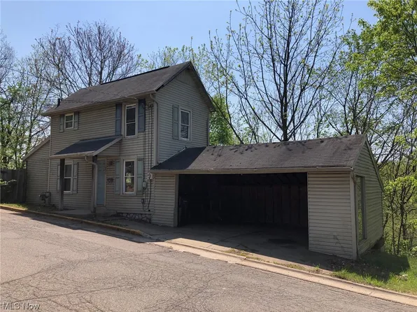 235 Canal St E, Navarre, OH 44662