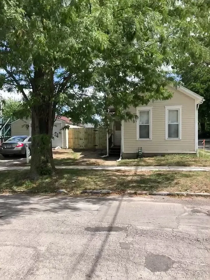 541 Congress St photo 1