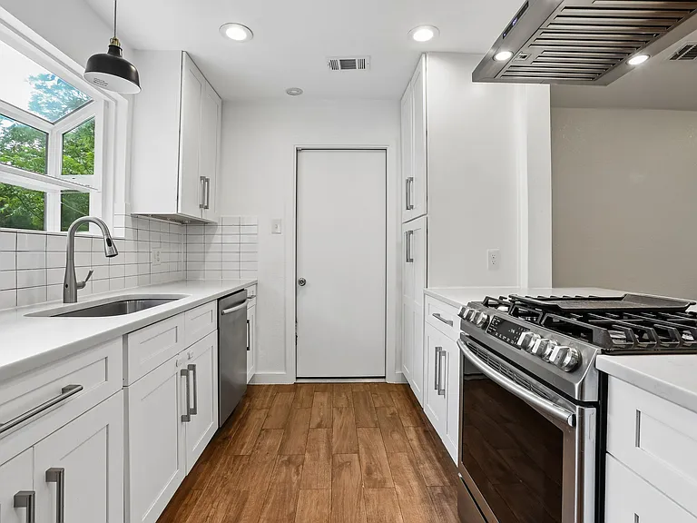2535 Star Grass Cir — Photo 4