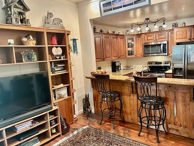 807 Alder Ave #13 — Photo 6