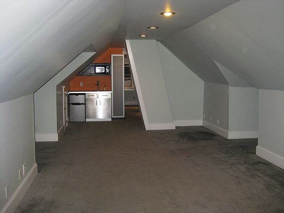.full designer bath suite in Attic
