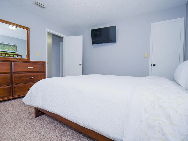 913 Sumter St #102 — Photo 12