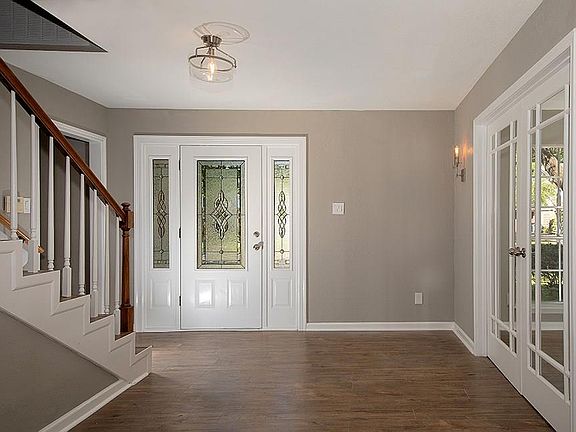 5th image of 406 Shadow Creek Dr
