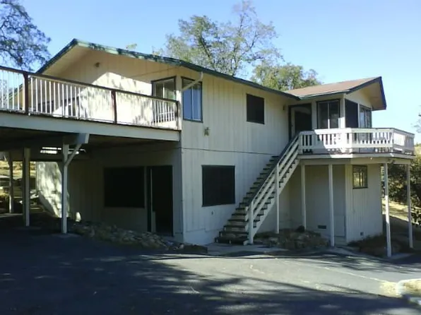 1187 Acorn St, Copperopolis, CA 95228