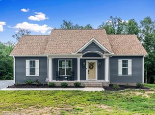 1279 Lewiston Plank Rd, Burkeville, VA 23922