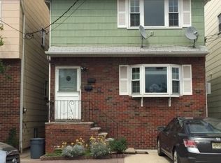 14 Suburbia Ct, Jersey City, NJ 07305