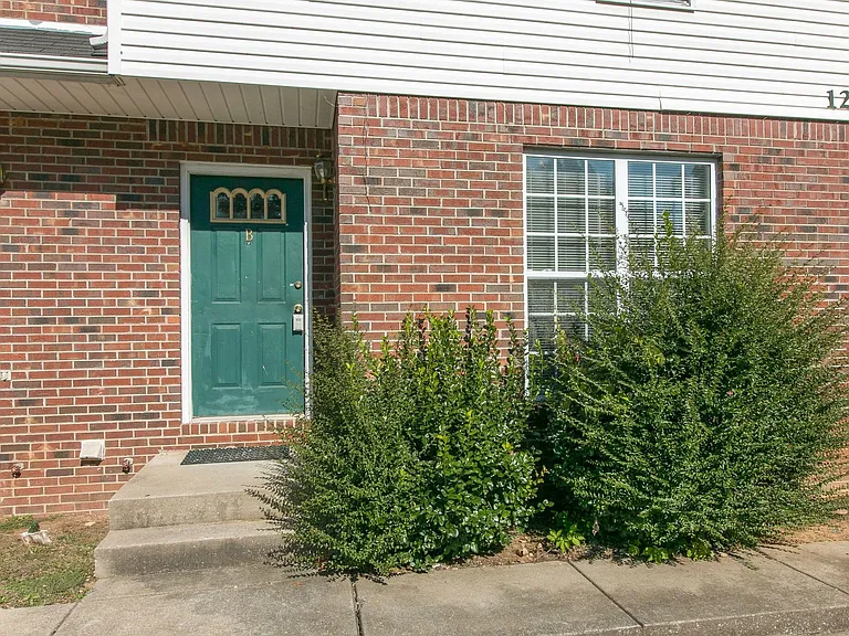 1244 Parkway Pl — Photo 5