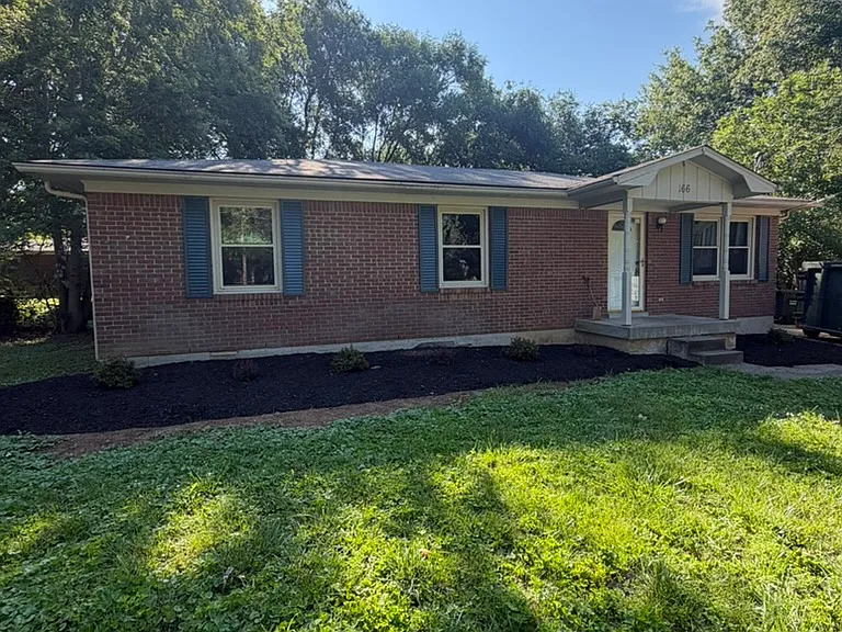 166 Kimberly Ct — Photo 3