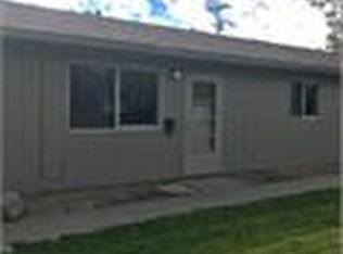 414 1st St APT B, Rawlins, WY 82301