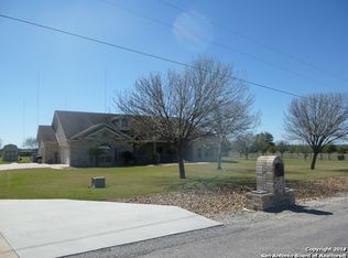 181 Brisco Rd, Marion, TX 78124