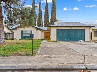 1829 S Cindy Ct, Visalia, CA 93277