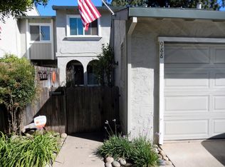 988 Bosco Ln, Gilroy, CA 95020