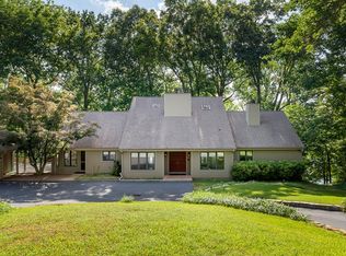 96 Eugenia Dr, Killen, AL 35645
