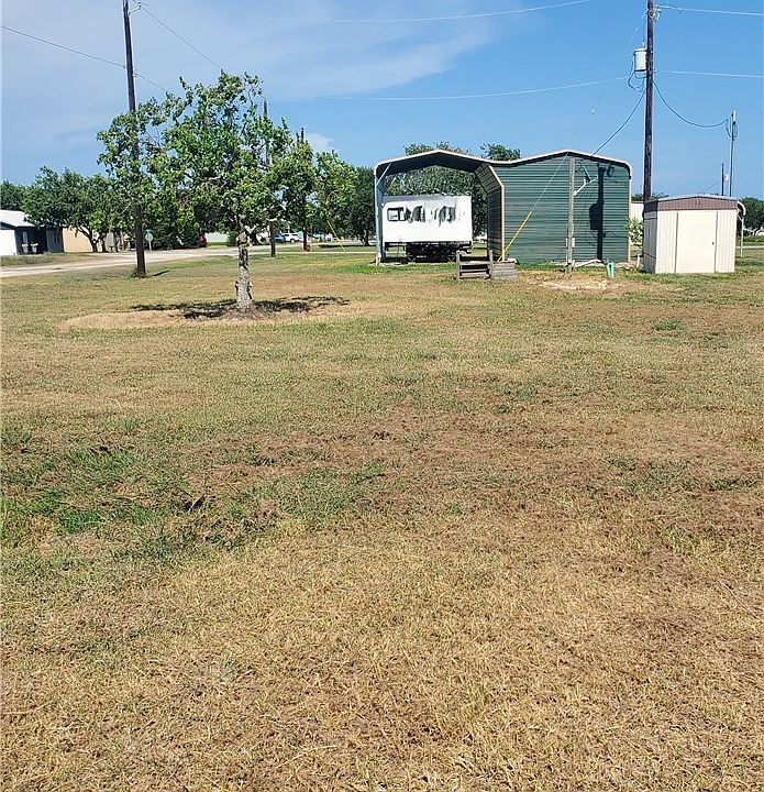 1st image of 1 Sandhill Ln