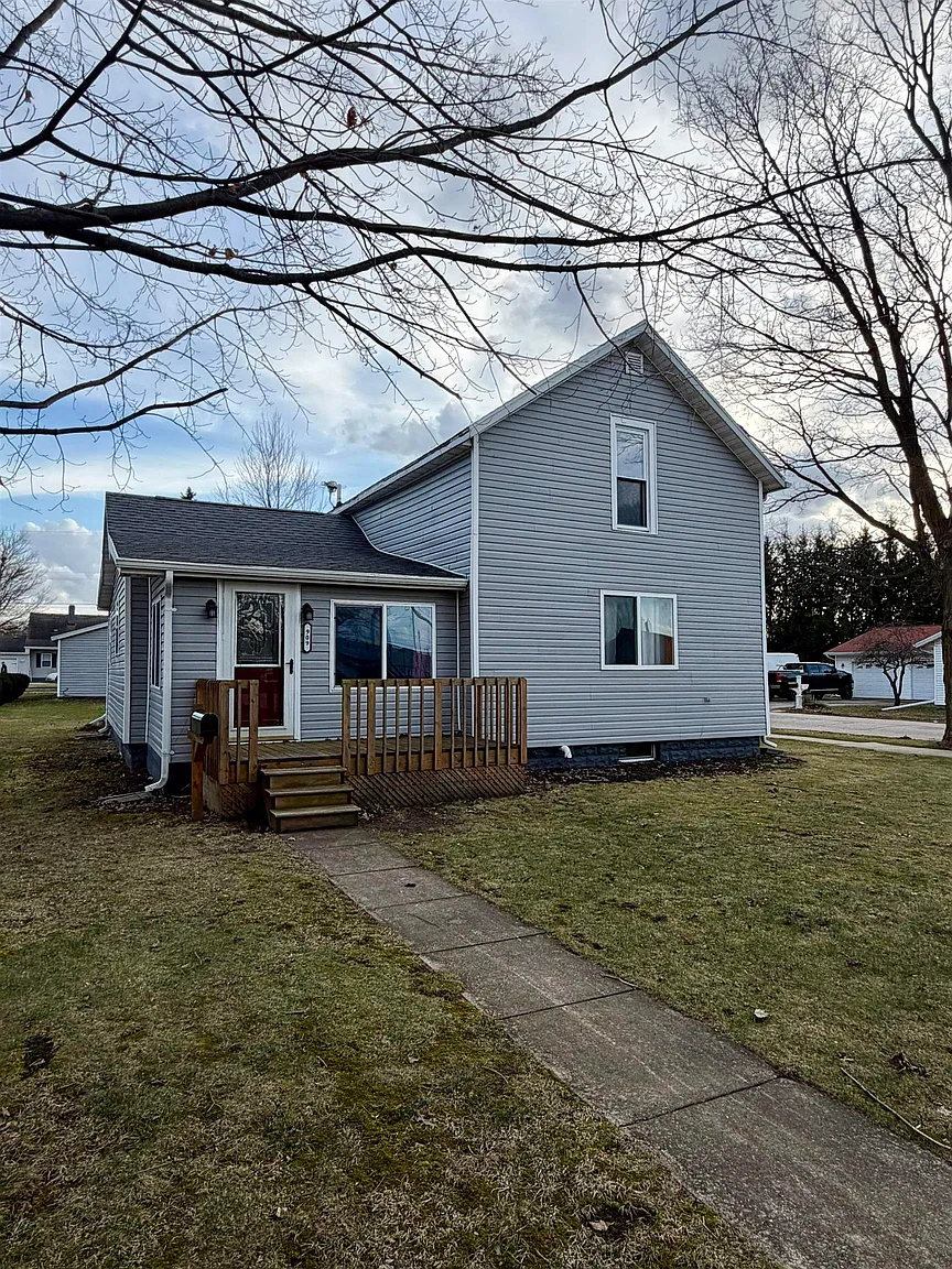 909 Illinois St photo 1