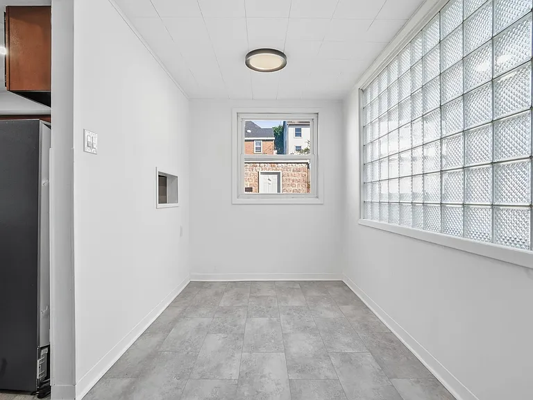 346 E 12th Ave #1 — Photo 15