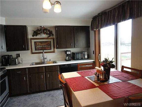 5th image of 4197 Glenwillow Dr