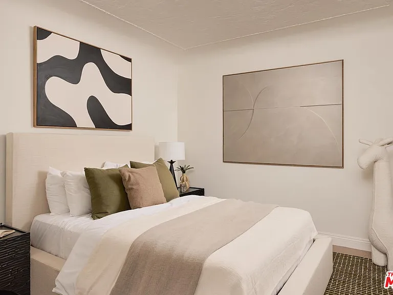 8607 Clifton Way — Photo 10