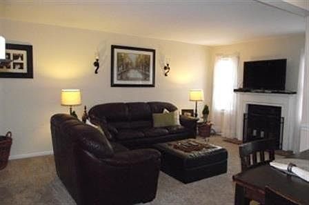 2nd image of 11532 Symmes Gate Ln