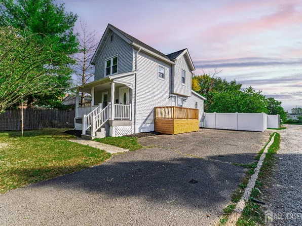 210 Lincoln Blvd, Middlesex, NJ 08846