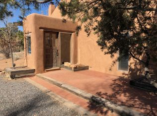 16 Starfire Ln, Santa Fe, NM 87505
