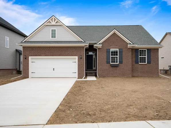 780 Tullamore Cir, Oxford, MI 48371