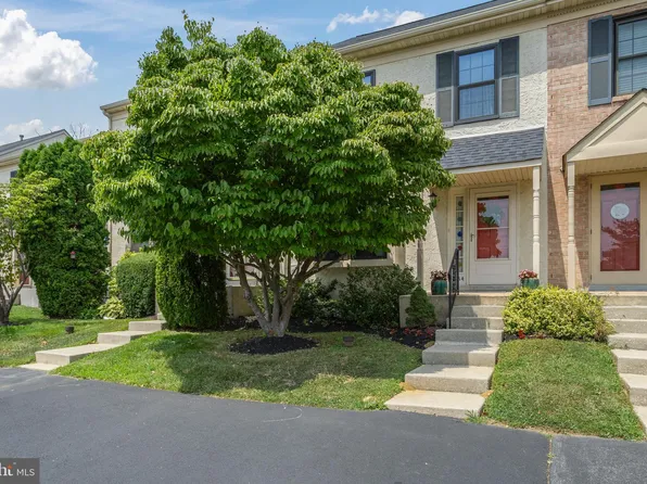 334 Scola Rd, Brookhaven, PA 19015
