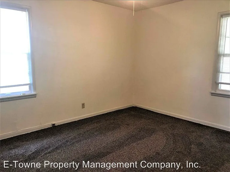1709 S Wallace Dr — Photo 5