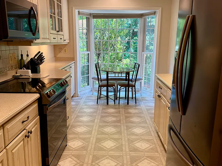 Seven Oaks Pl — Photo 13