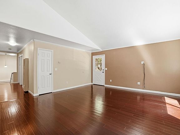 5th image of 14920 Willow Road