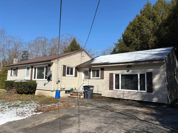 748 Parker Farm Road, Buxton, ME 04093
