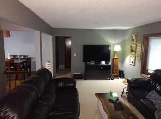 7861 Gresham Ln S, Cottage Grove, MN 55016