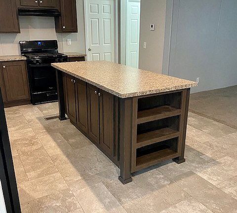 2nd image of 516 Courtland Ln #594