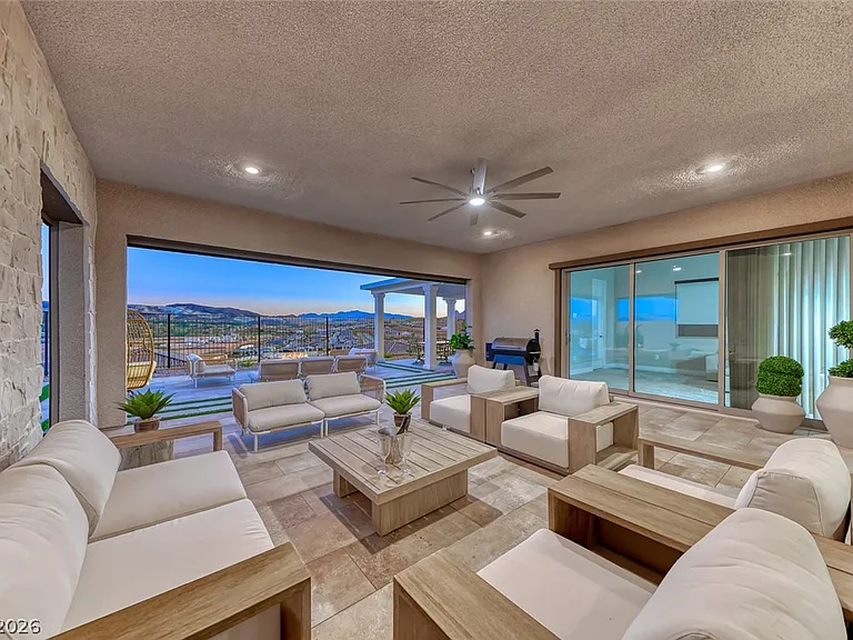 375 Portus Delphini Ct — Photo 35