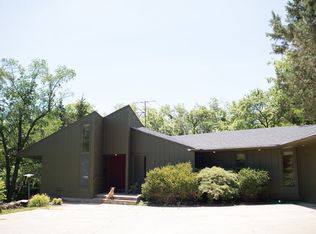 4640 SW Urish Rd, Topeka, KS 66610